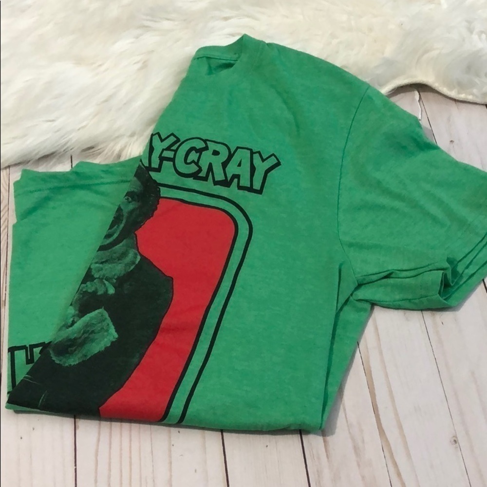 Elf Christmas t-shirt size M. EUC - Picture 5 of 6